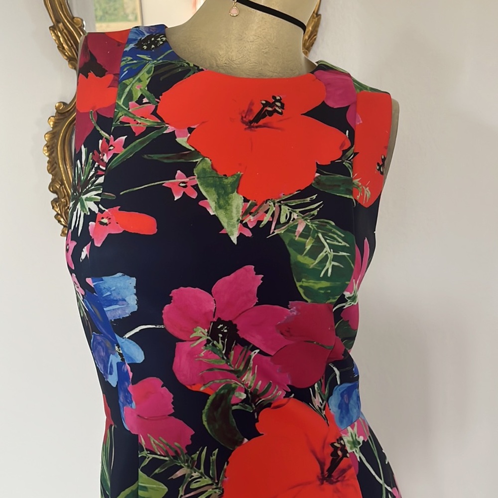 Eliza J Floral Dress - Picture 3 of 5